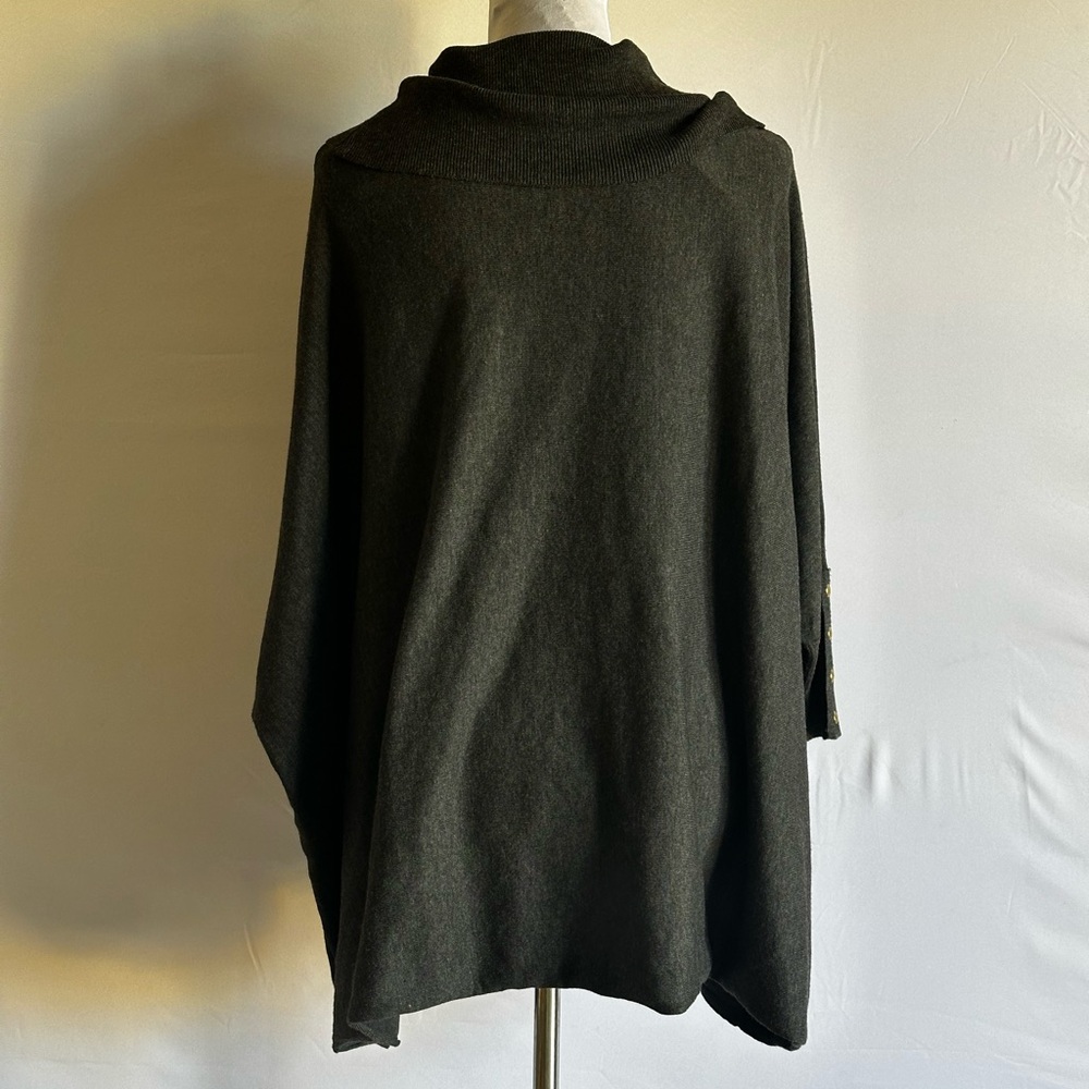 Carolyn Taylor Charcoal Poncho Sweater,Turtleneck, Mid Length,Cozy - Picture 10 of 14